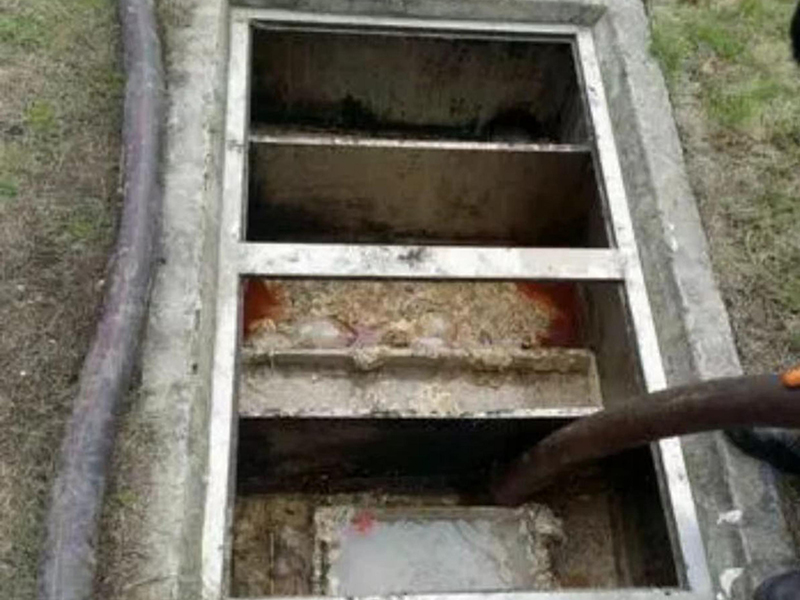怒江隔油池清理